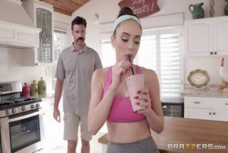 Brazzers - Baby Got Boobs - Post-Workout Smoothie